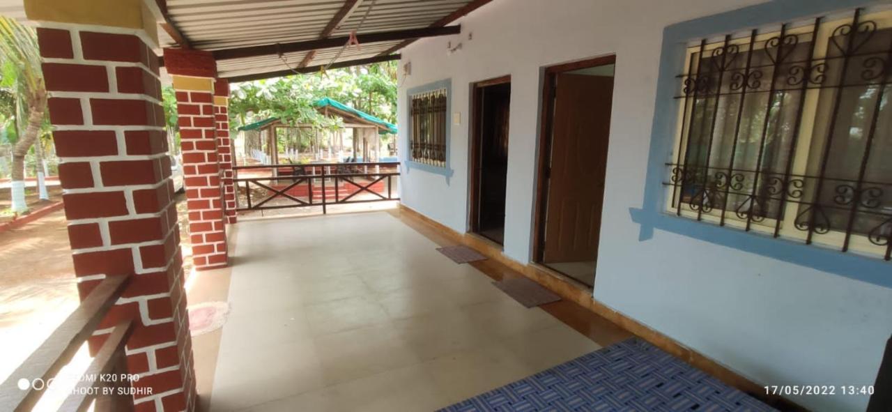 Vasant Lata Farm House Villa Barashiv Esterno foto